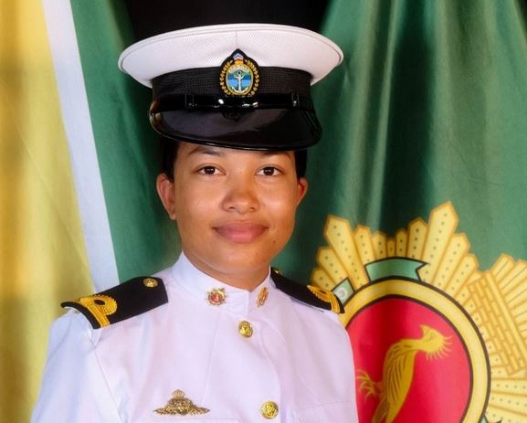 MIDSHIPMAN EXCELS IN PRESTIGIOUS UK NAVAL TRAINING